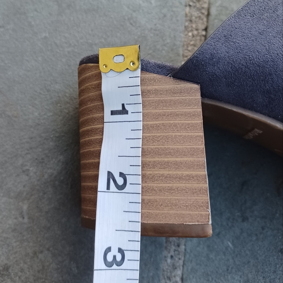 American Eagle faux seude point toe Mule Block heels - Picture 8 of 12